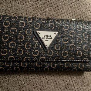 Guess wallet